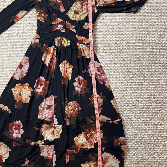 Taylor Black Floral Long Sleeve Dress - Picture 9 of 12